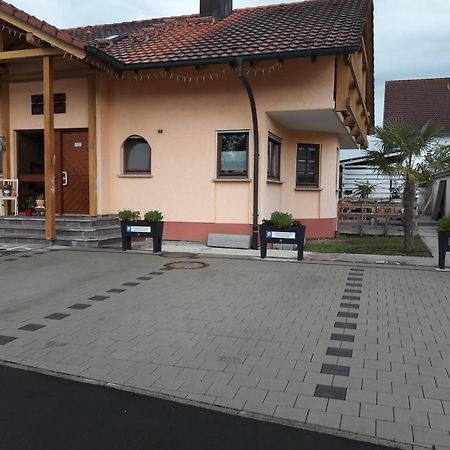 Ferienwohnung Glueckskinder Apartment Rosa Руст Екстериор снимка